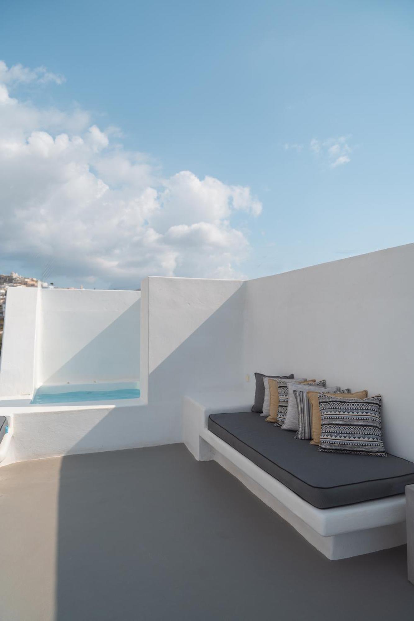 Вилла White & Co Santorini Пиргос Экстерьер фото